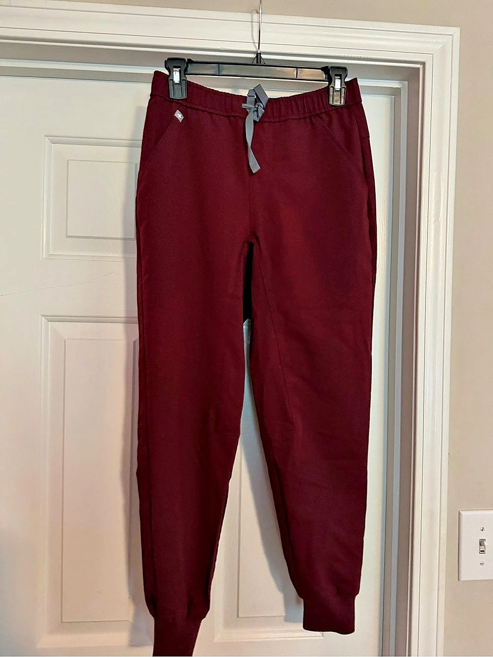 FIGS Zamora Jogger Scrub Pants Burgundy